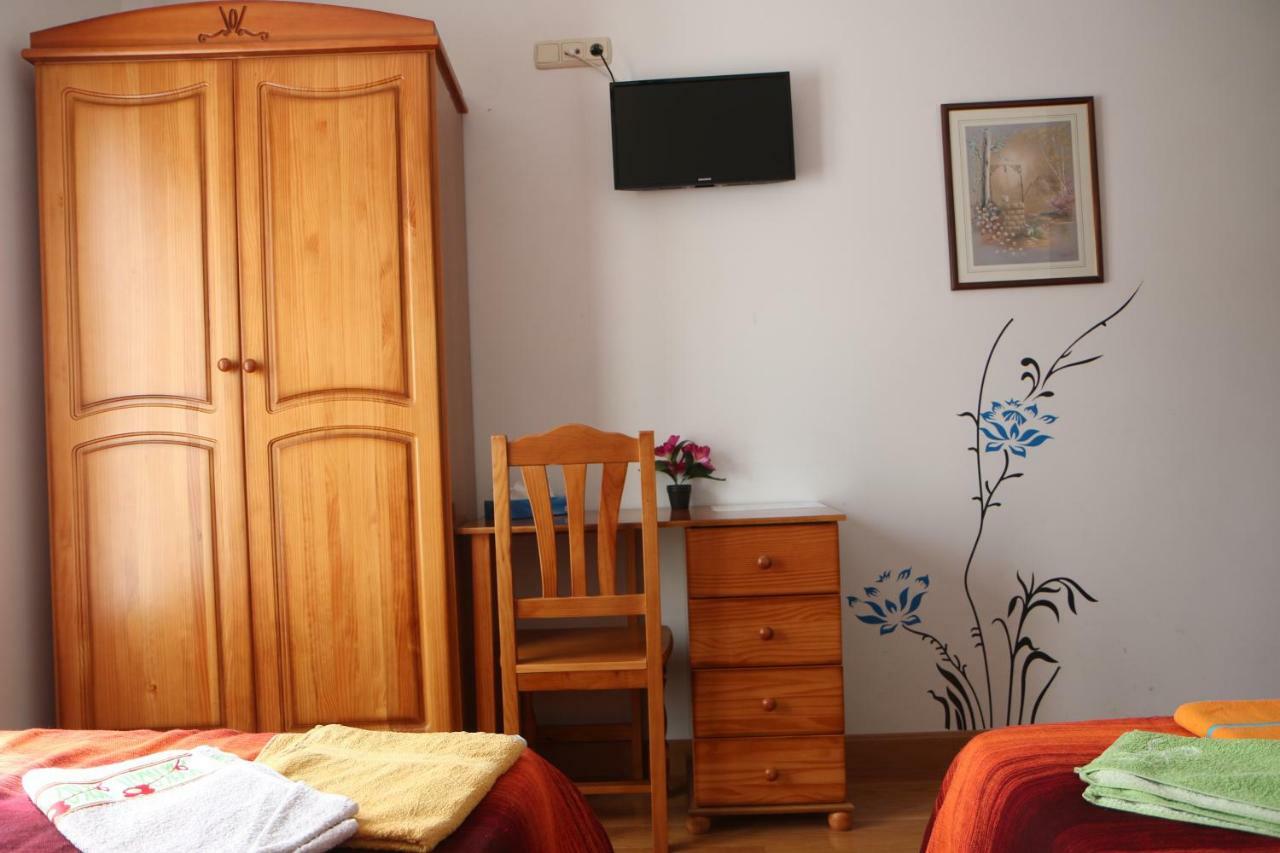 Hostal La Plaza Puente la Reina Εξωτερικό φωτογραφία