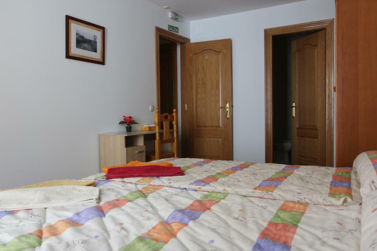 Hostal La Plaza Puente la Reina Εξωτερικό φωτογραφία