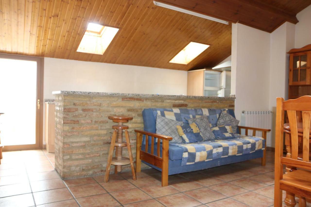 Hostal La Plaza Puente la Reina Εξωτερικό φωτογραφία